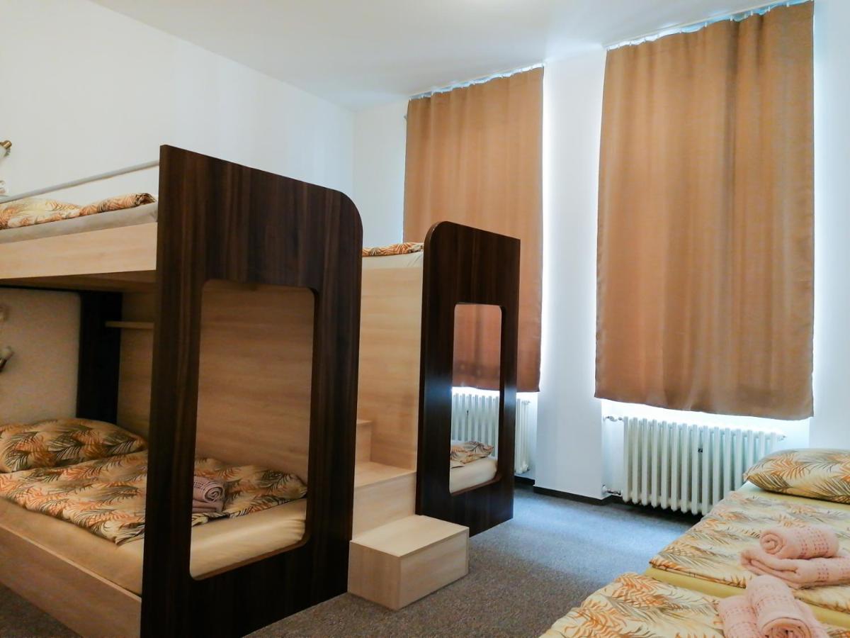 Hostel Vodna 1 Kosice Exterior photo