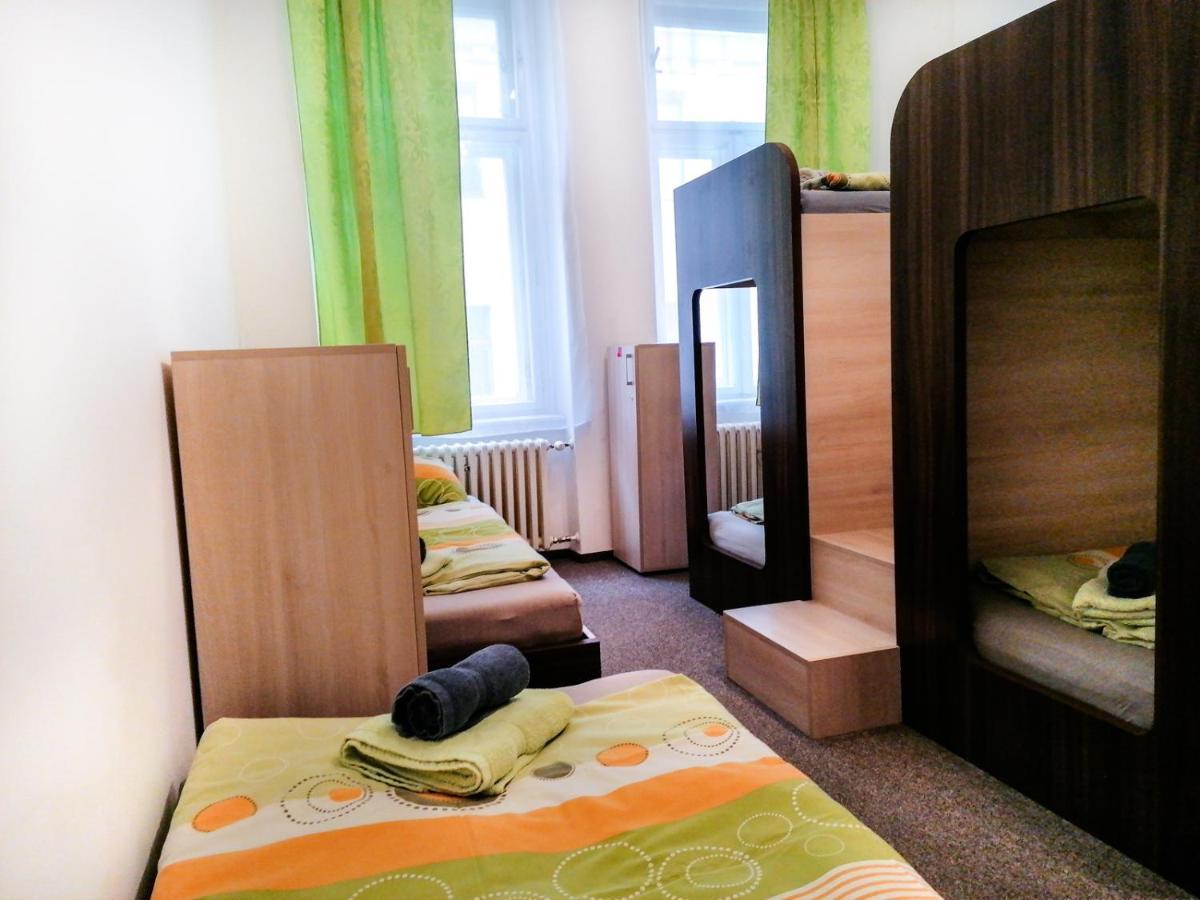 Hostel Vodna 1 Kosice Exterior photo