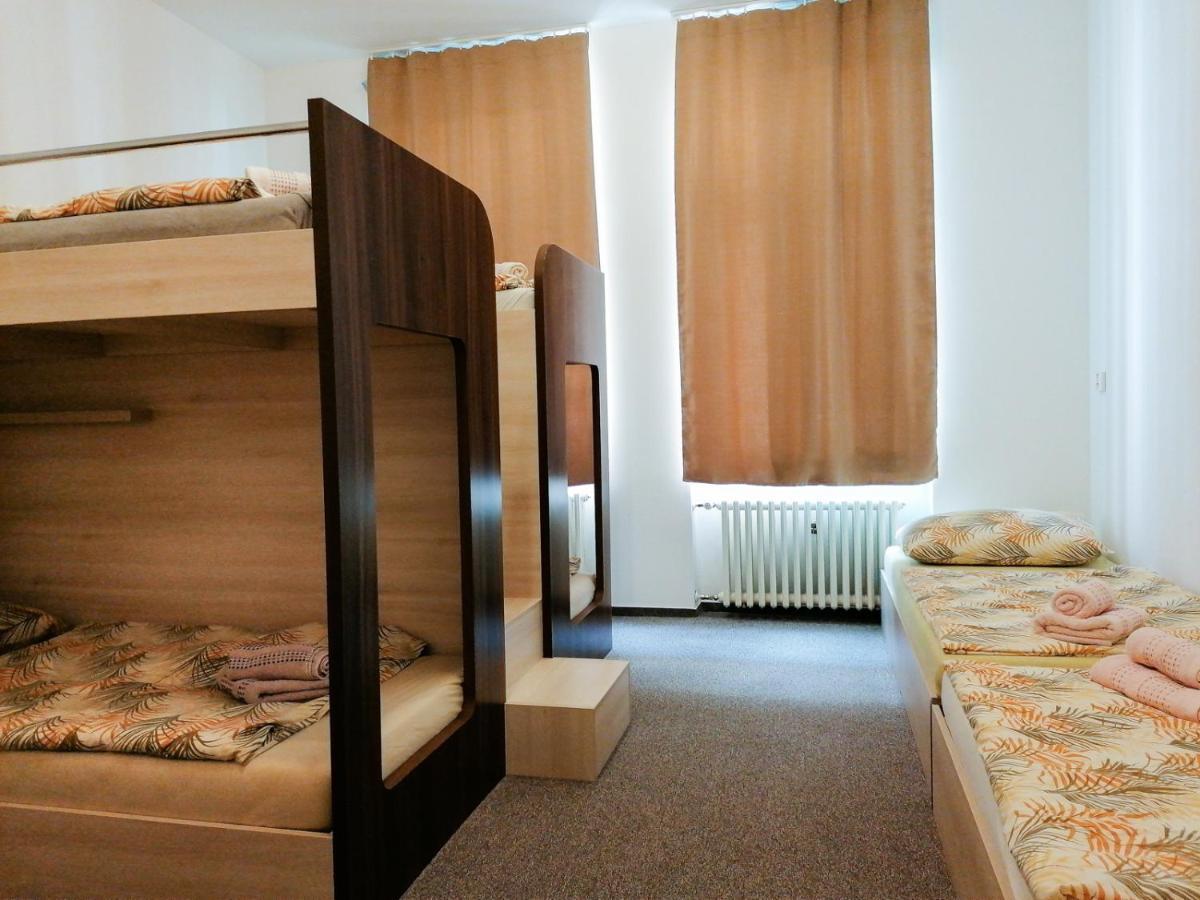 Hostel Vodna 1 Kosice Exterior photo